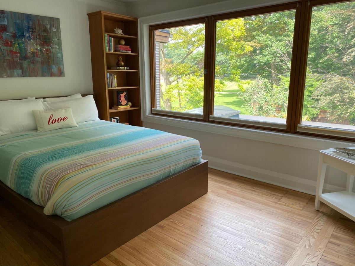 Superb Beach Home:Heated Pool-Hot Tub Open 365Days Toronto Ngoại thất bức ảnh