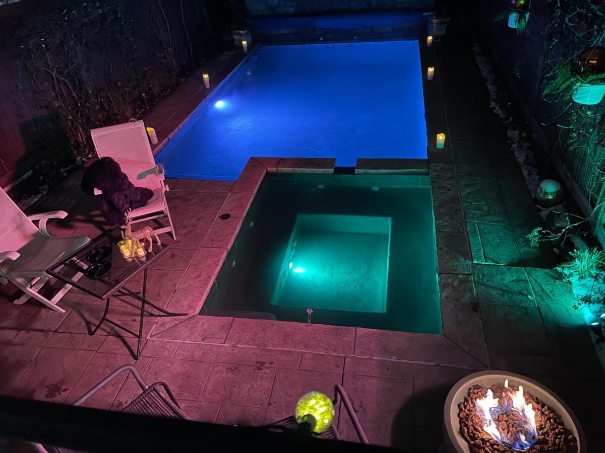 Superb Beach Home:Heated Pool-Hot Tub Open 365Days Toronto Ngoại thất bức ảnh